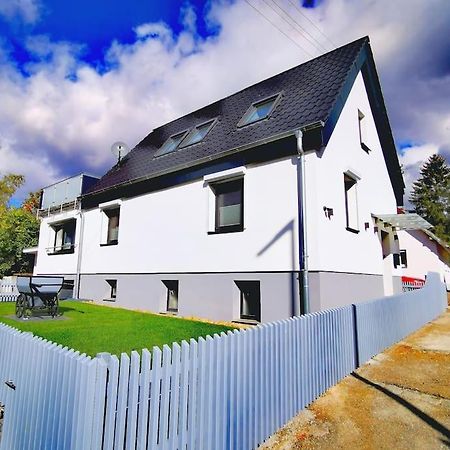 Ferienhaus Moni Gunningen Dış mekan fotoğraf